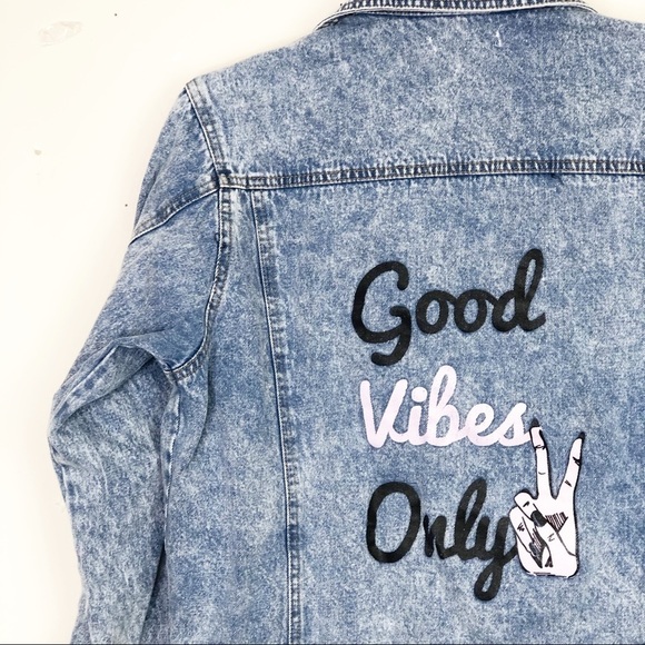 Honey punch good vibes denim jacket - Picture 6 of 13